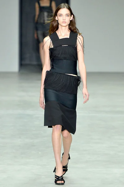Look 30